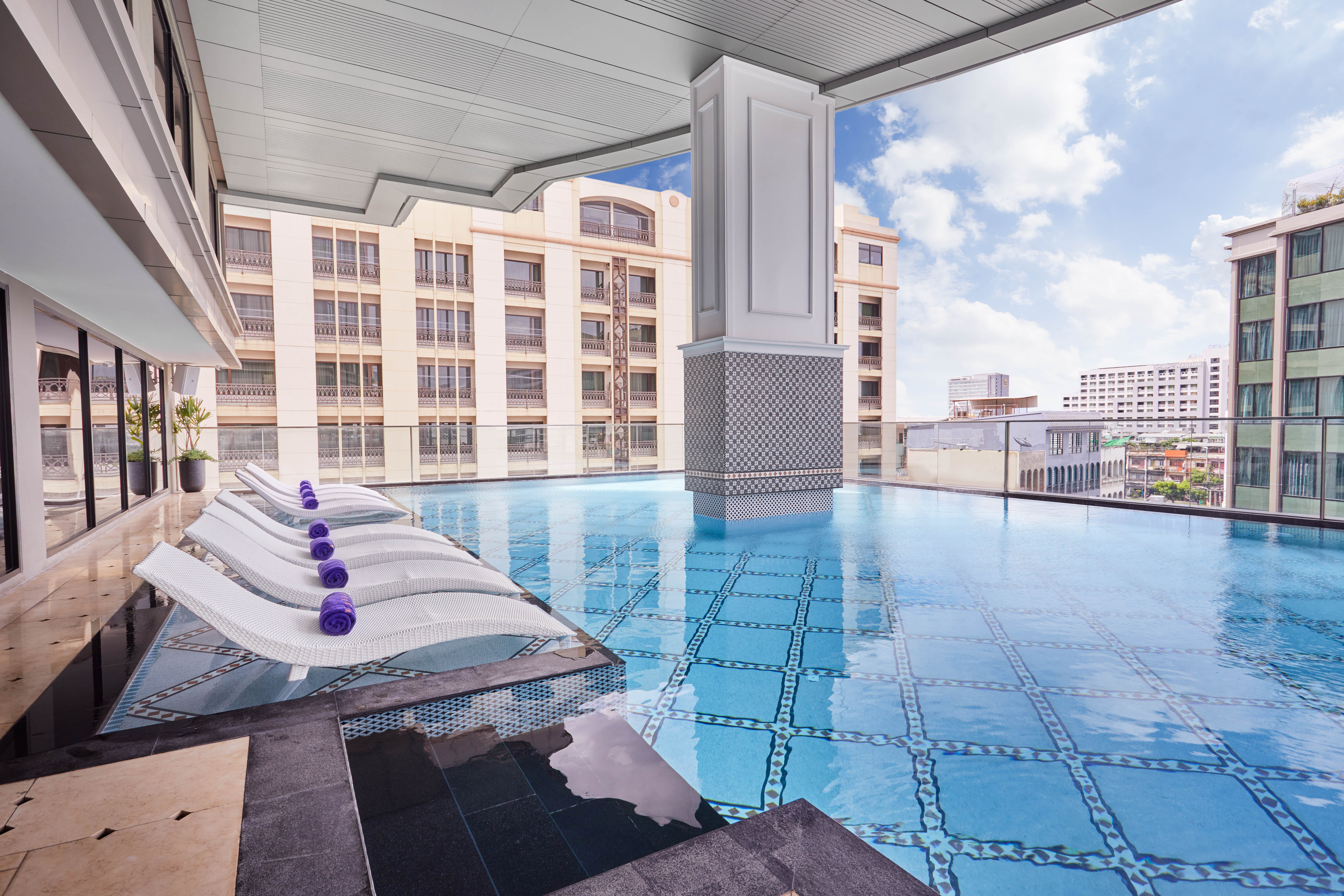 Valia Bangkok Sukhumvit 24 by Kingston Hotels 11/21