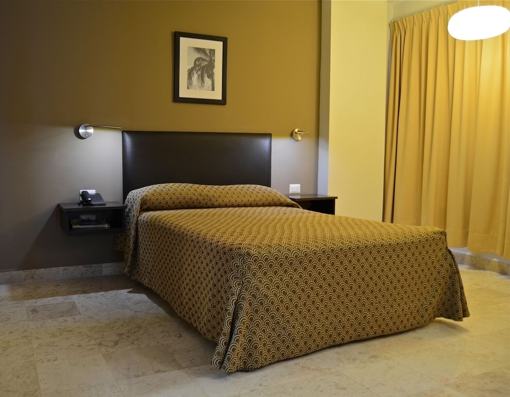 Mar y Tierra Hotel 16/48