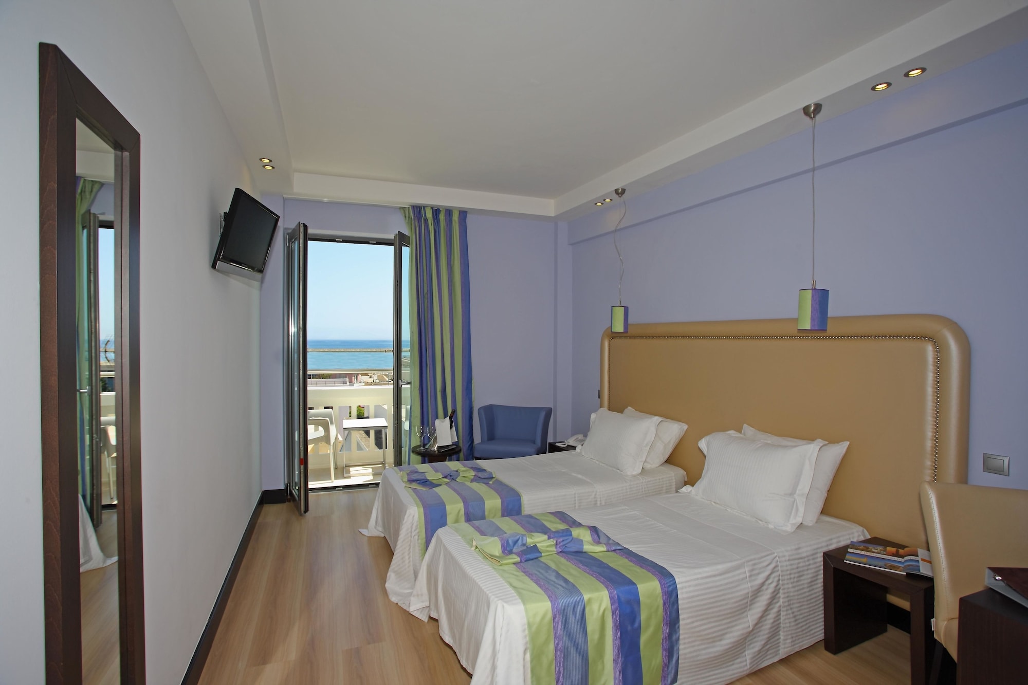 STANDARD, DOUBLE BED