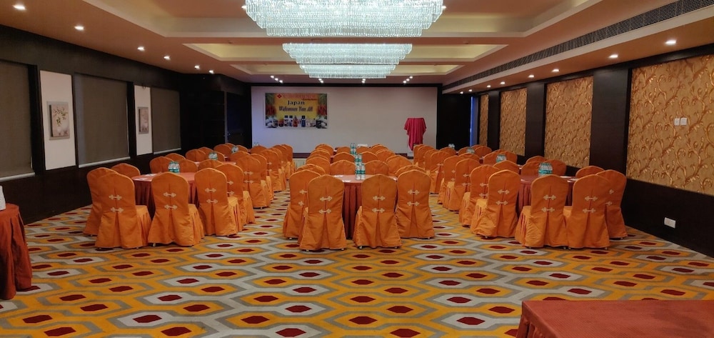 TGI Grand Fortuna - Hosur 33/45