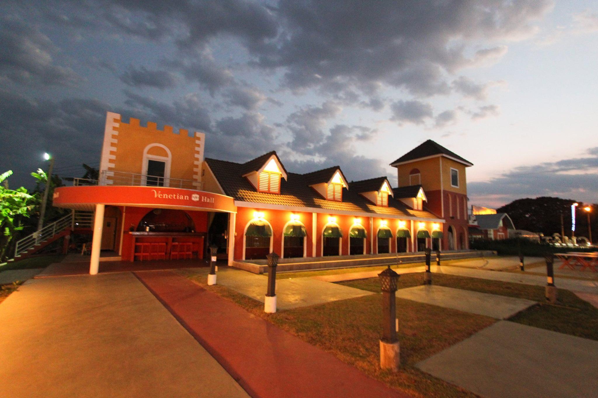 Thada Chateau Hotel 4/50
