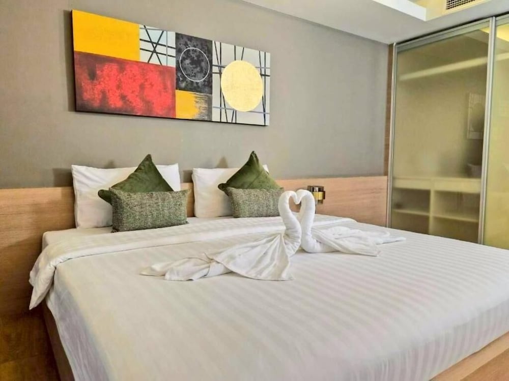 Golden Pearl Residences 14/50