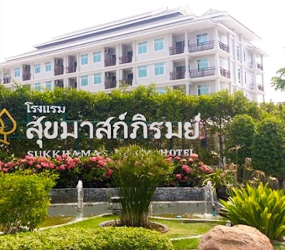 Sukkhamas Pirom Hotel 7/40