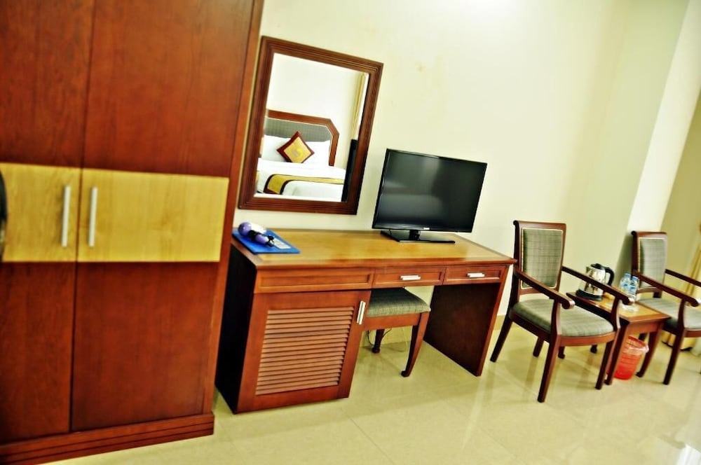 Hai Long Hotel 47/51