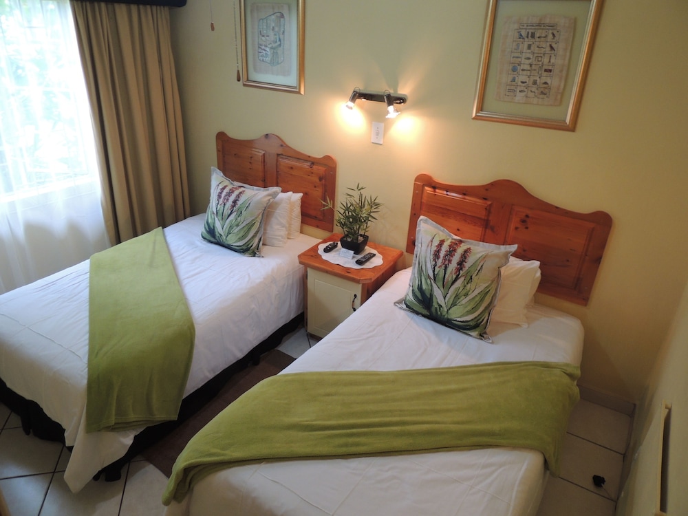 Rita Guest House 12/34