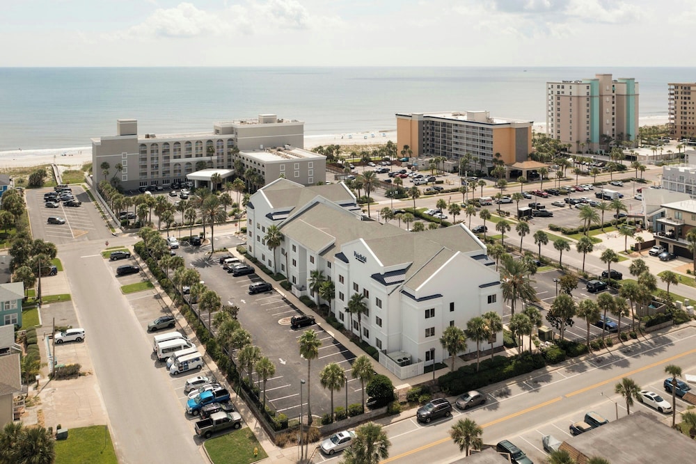 Fairfield Inn and Suites Jacksonville Beach 50/54
