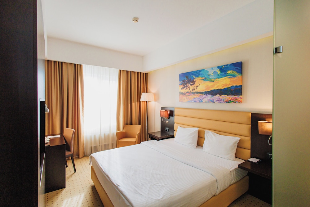 Comfort Hotel Astana 18/70