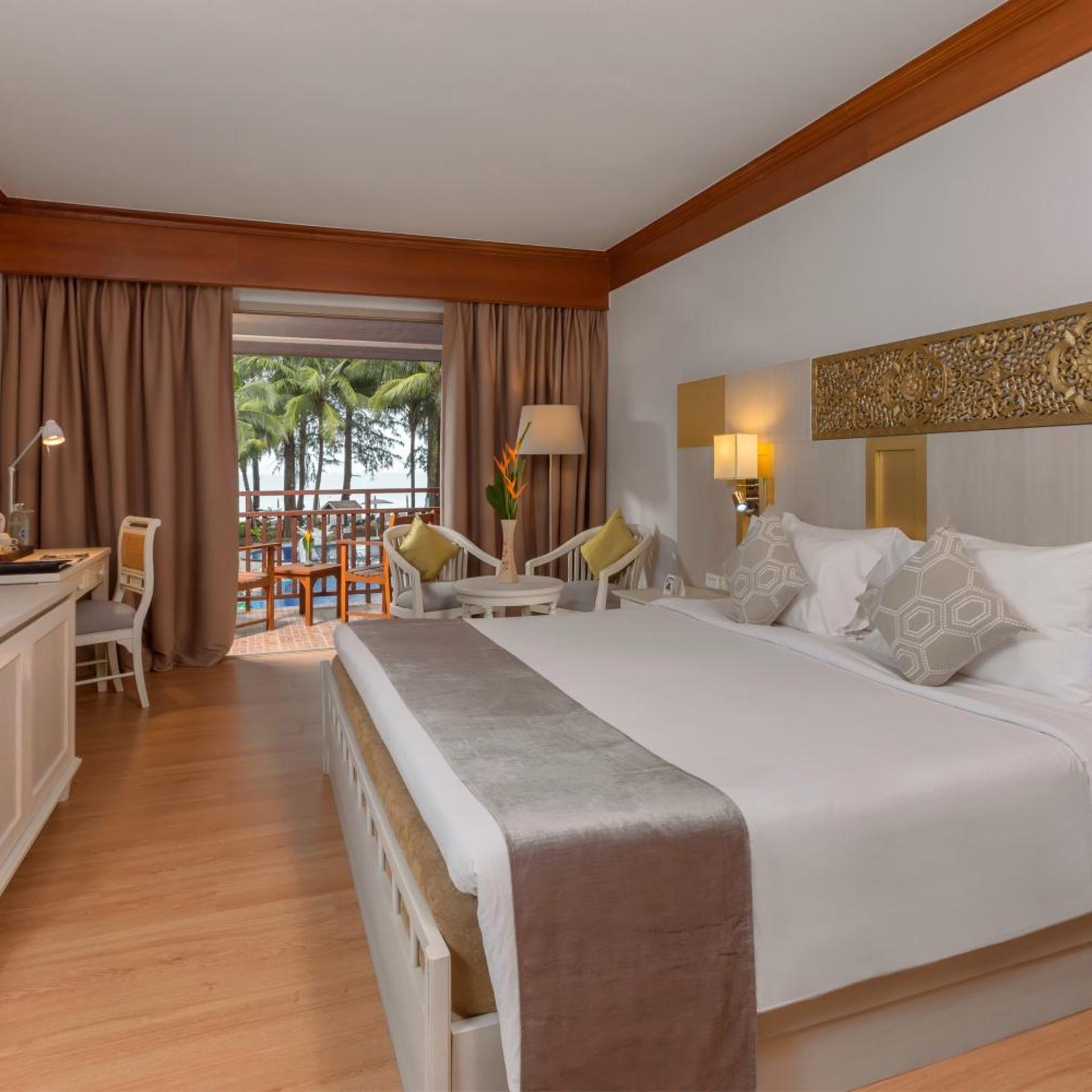 Room, King Bed, Balcony
