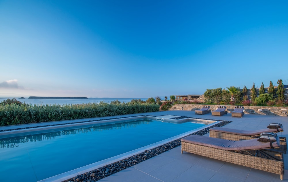 Aelia Paros Villas 36/50