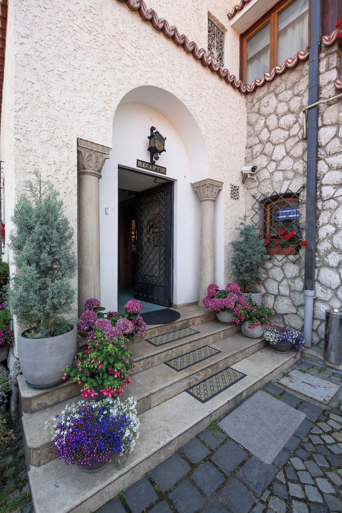 Hotel Casa Cranta 10/50