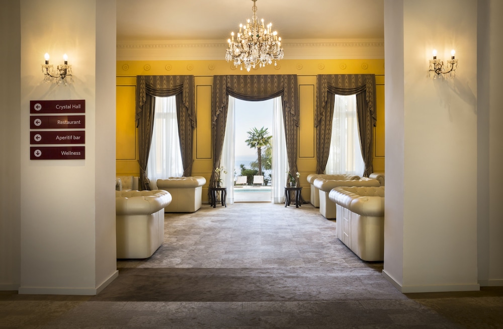 Lobby at Villa Amalia Liburnia, OPATIJA