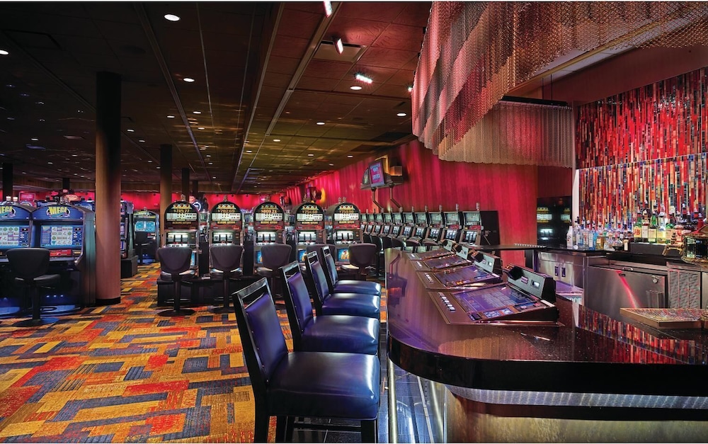 Ameristar Casino Hotel East Chicago 30/43