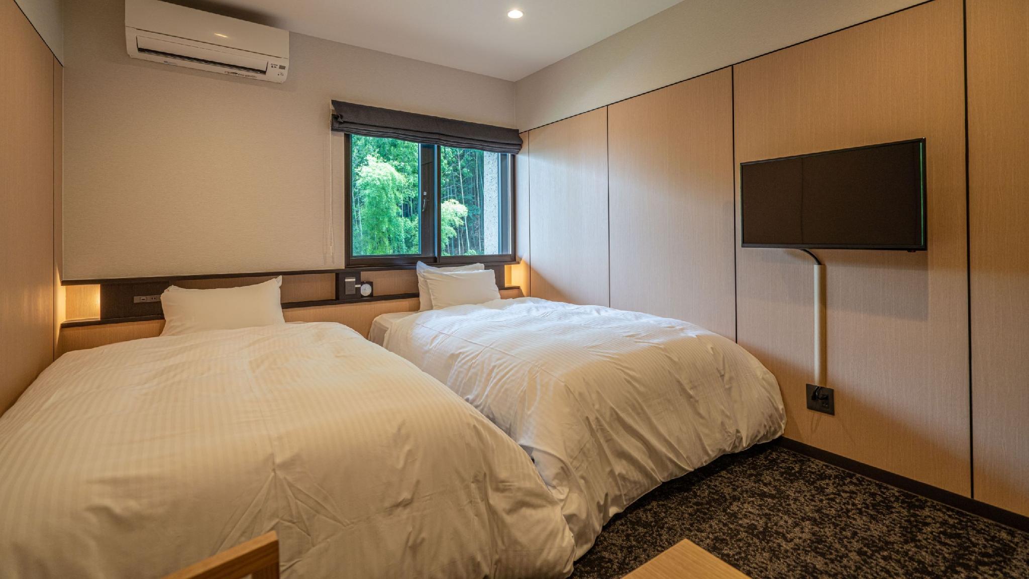 Western, Standard, Twin Beds, Mountain View