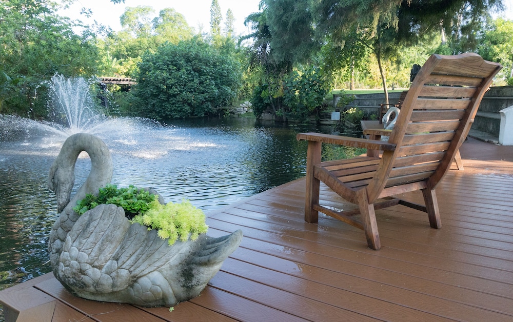 Shangri-La Springs 12/25