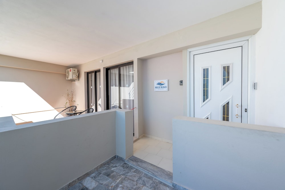 Blue Wave Suites Ixia 8/46