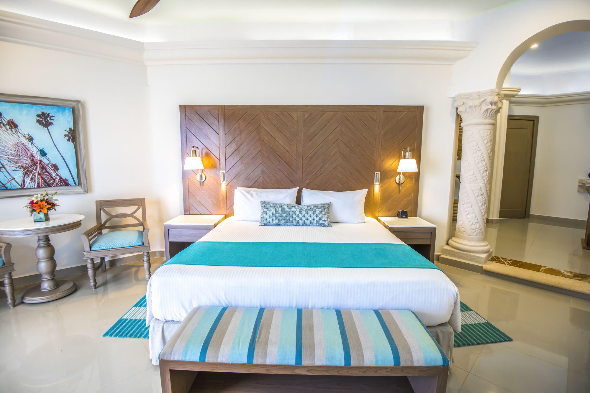 Walkout, Junior Suite, Beach Front