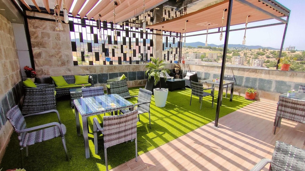 Hotel Boulefkhade Skikda 37/38