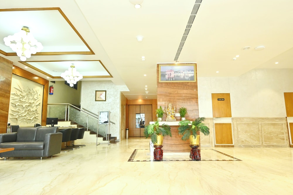 Hotel Simran Heritage Pvt. Ltd. 11/55