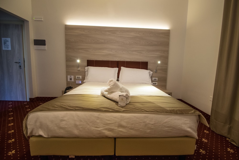 Hotel Perlage Florence 7/31
