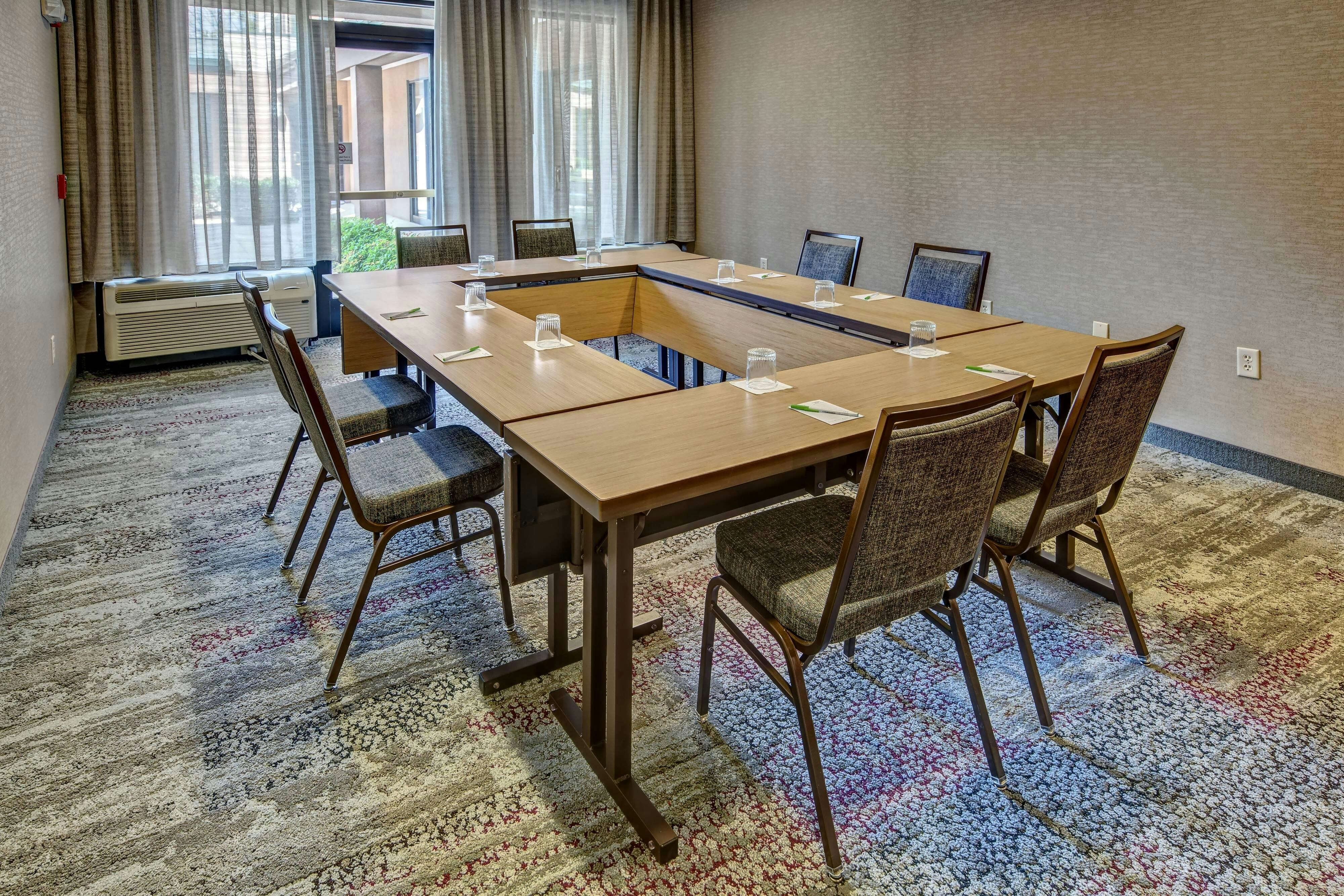 Courtyard by Marriott Springfield 10/16