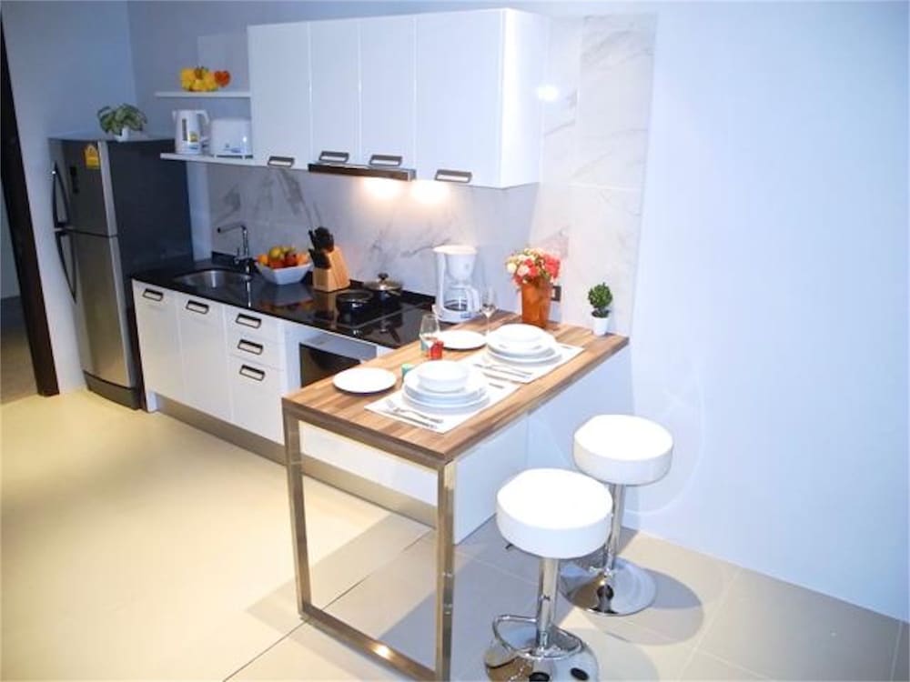 Emerald Terrace Condominium Resort 9/71