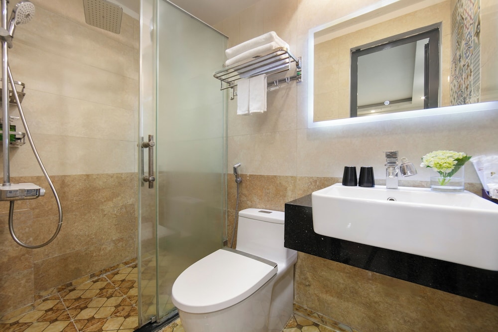 Hanoi La Charm hotel & Spa 46/50
