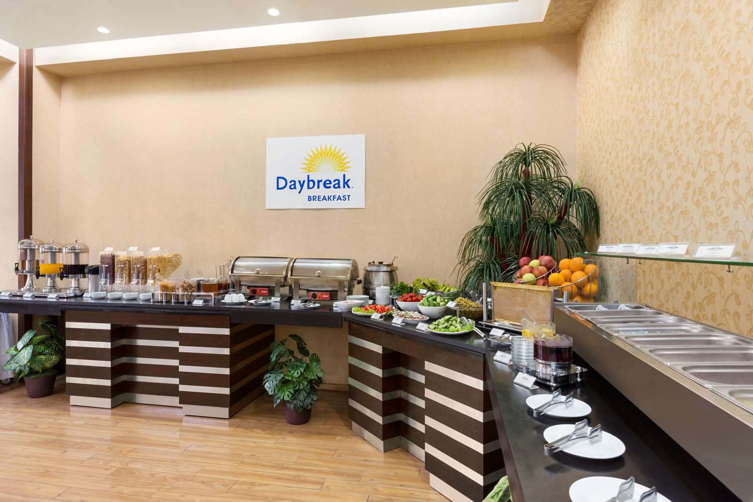 Days Hotel by Wyndham Baku 4/8