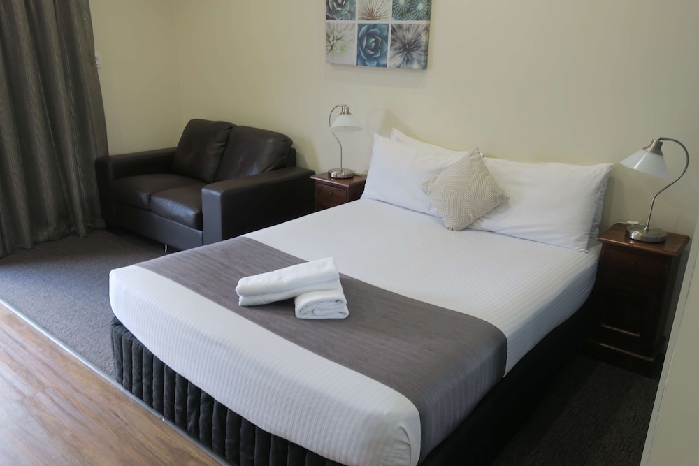 Caboolture Central Motor Inn 15/39