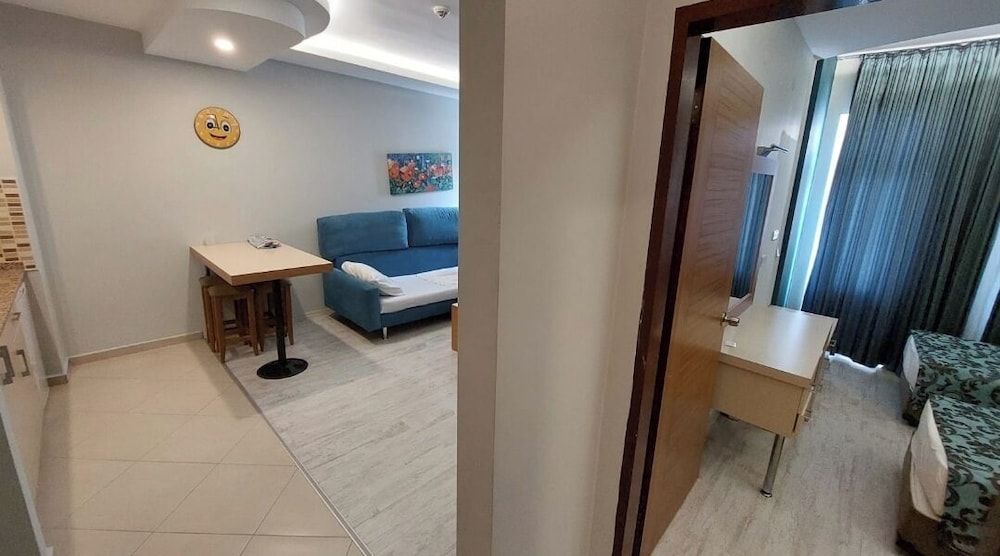 Ark Suite Hotel 15/36