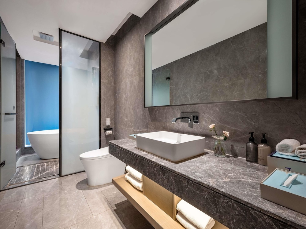غرفة بريفيليج بسرير كينج، Mercure Xining Haihu CBD 8/9