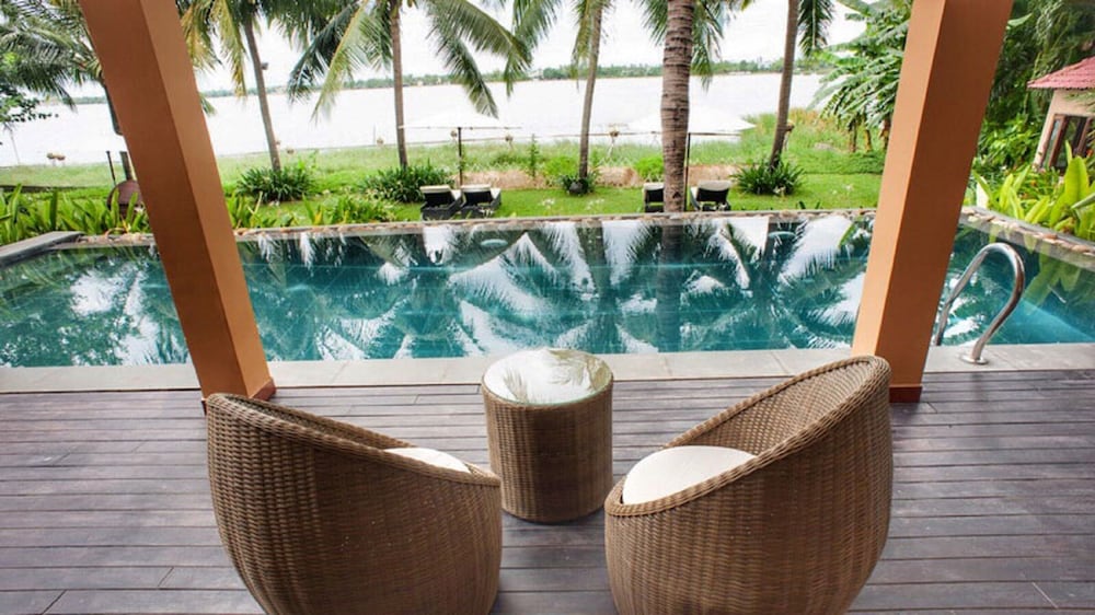 Vinh Hung Riverside Resort 52/78