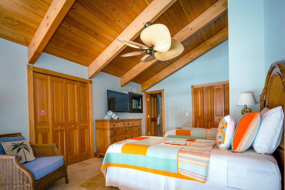The Caribbean Resort 33/76