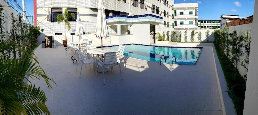 LORD PLAZA HOTEL 25/28
