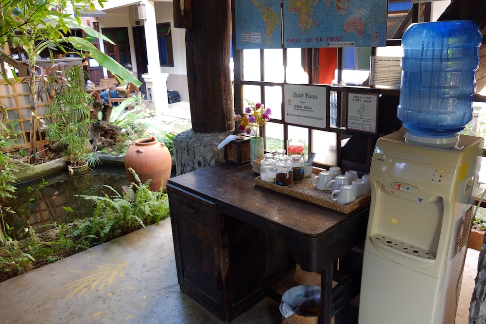 SAITHONG GUESTHOUSE 7/19