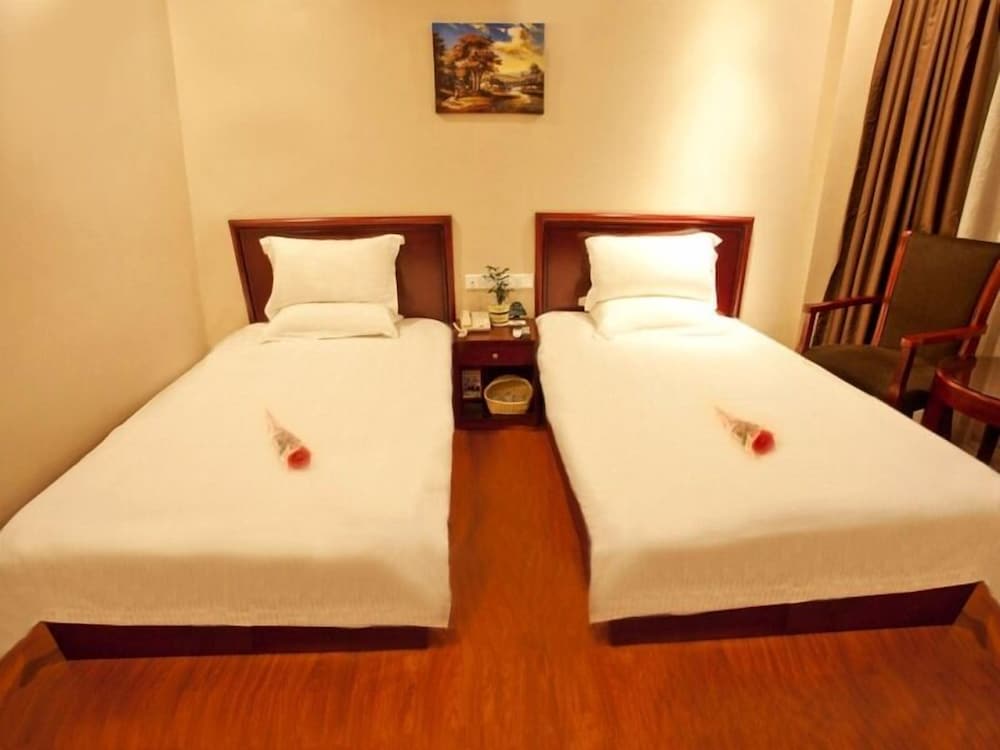 GreenTree Inn Zhuhai Changlong Airport 14/25