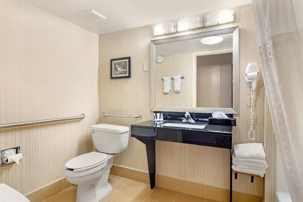 Comfort Inn Douglasville - Atlanta West 13/27