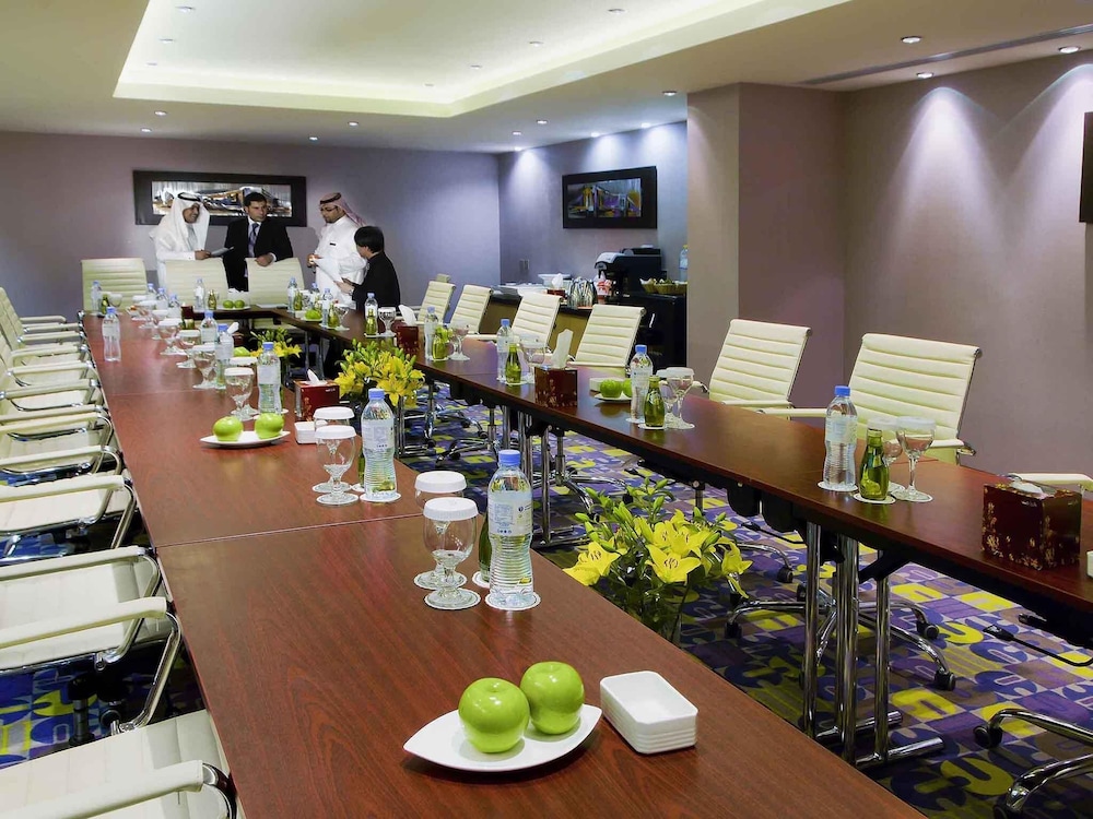 أجنحة نوفوتيل الرياض العليا(Novotel Suites Olaya Riyadh) 60/61