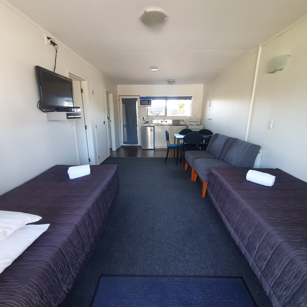 OHAKUNE COURT MOTEL 46/71