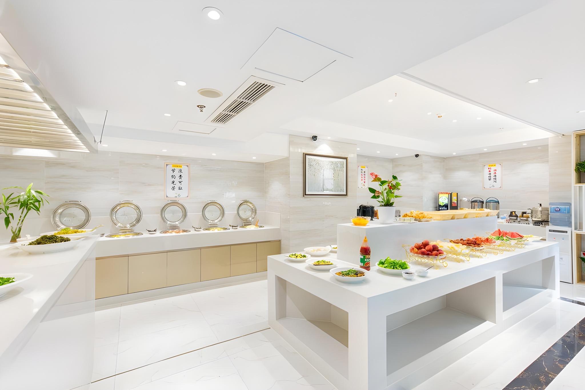 Yiwu Lingshang Hotel 3/48