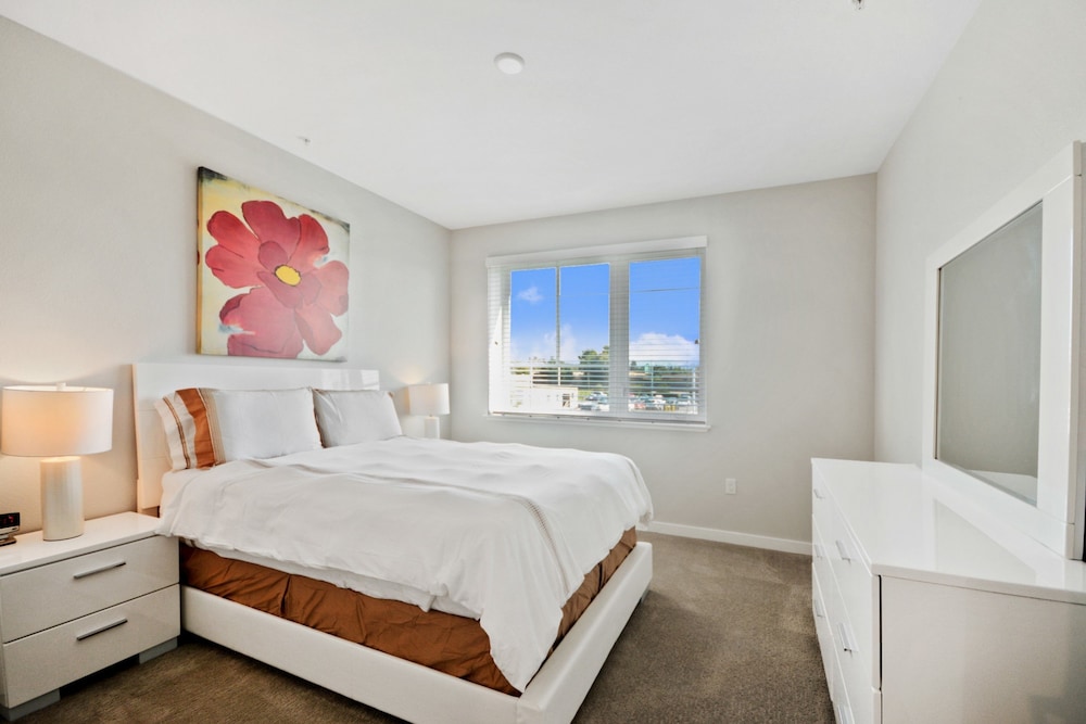 Global Luxury Suites in Menlo Park 16/50