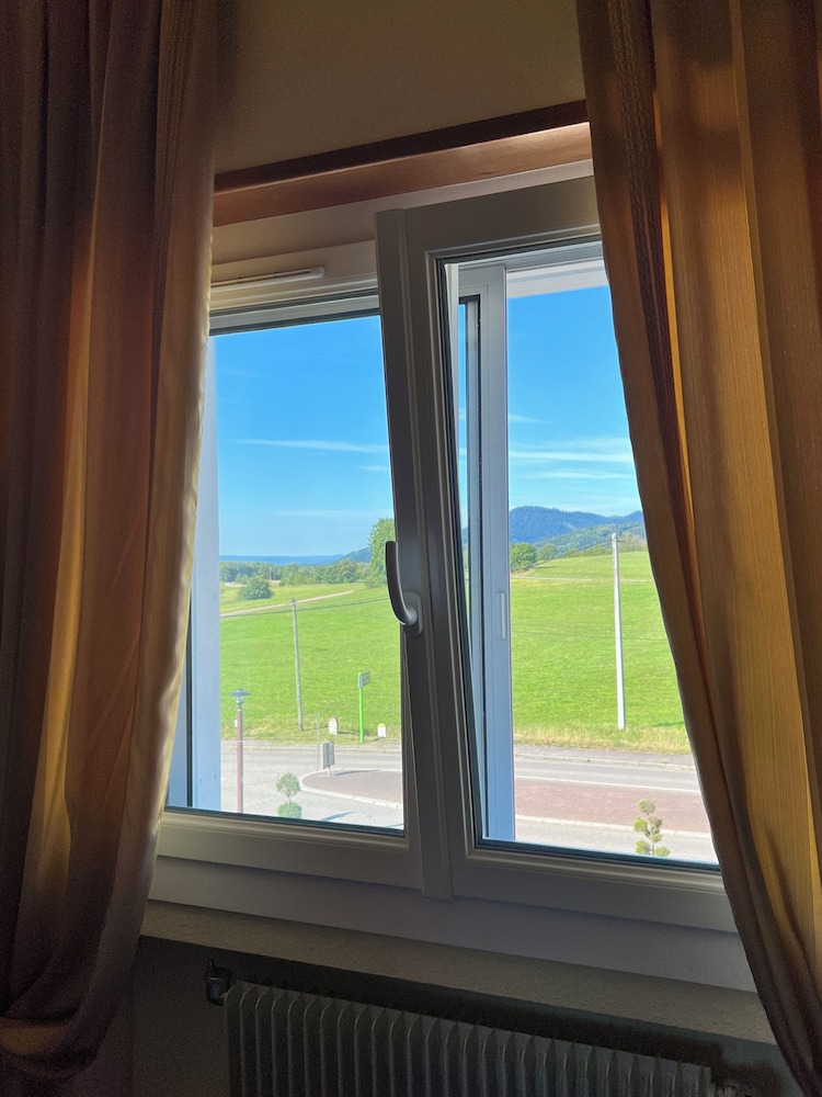 LOGIS HOTEL DES ROCHES 42/60