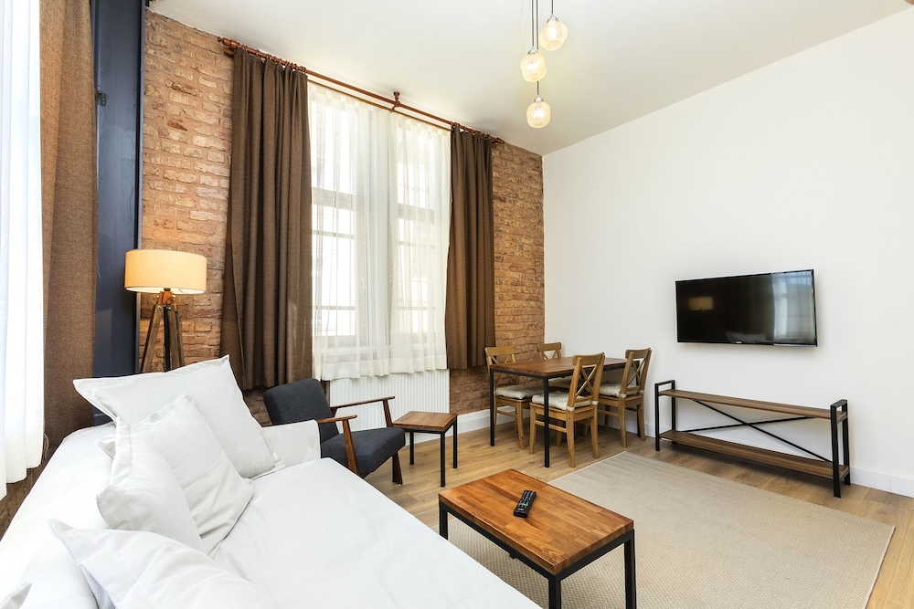 Raven Suites Old City Istanbul 9/21