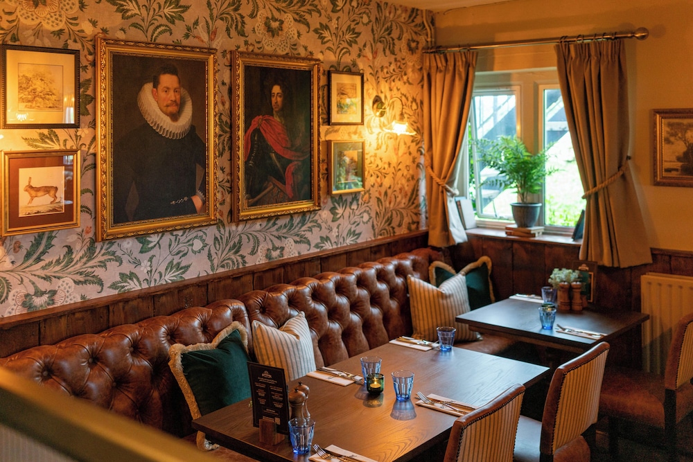 Crown Inn 31/47