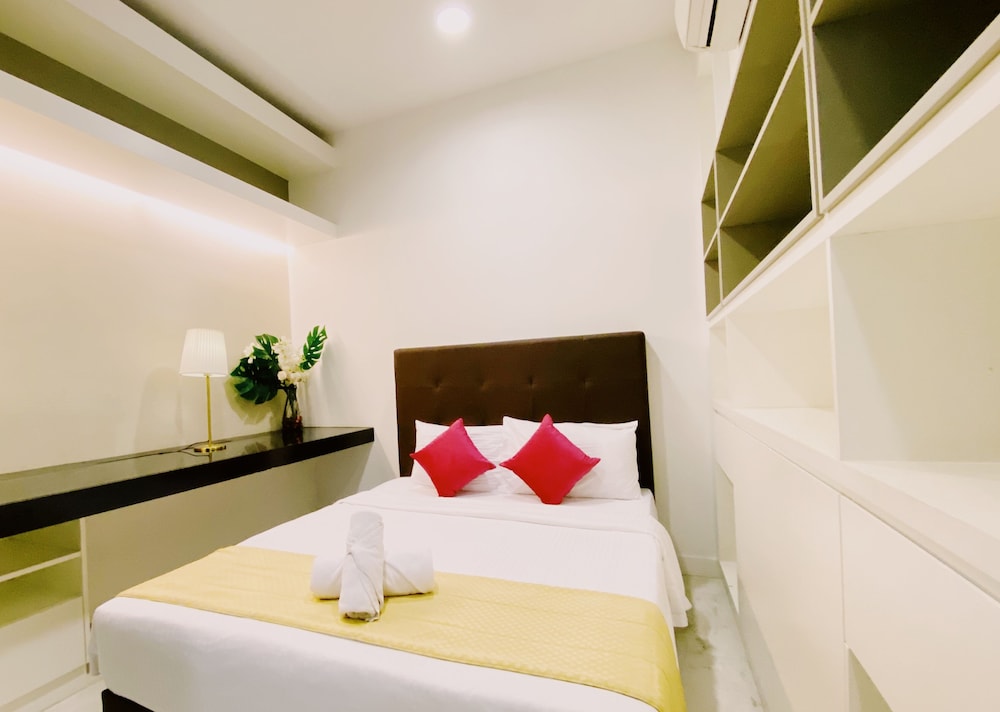 Platinum Service Suite at The Face 16/68