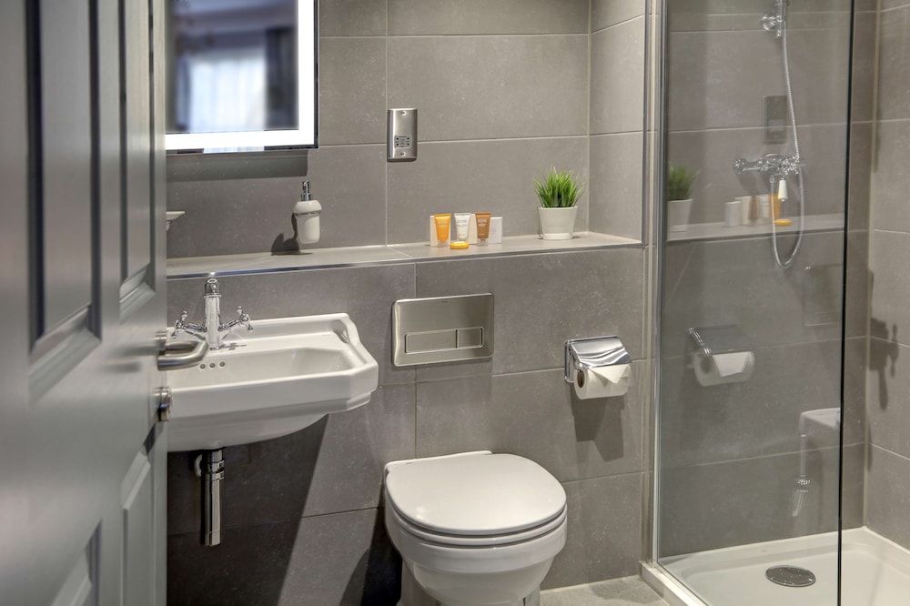 Best Western Plus Kenwick Park Hotel 9/48