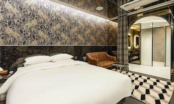 Suite, Double Bed