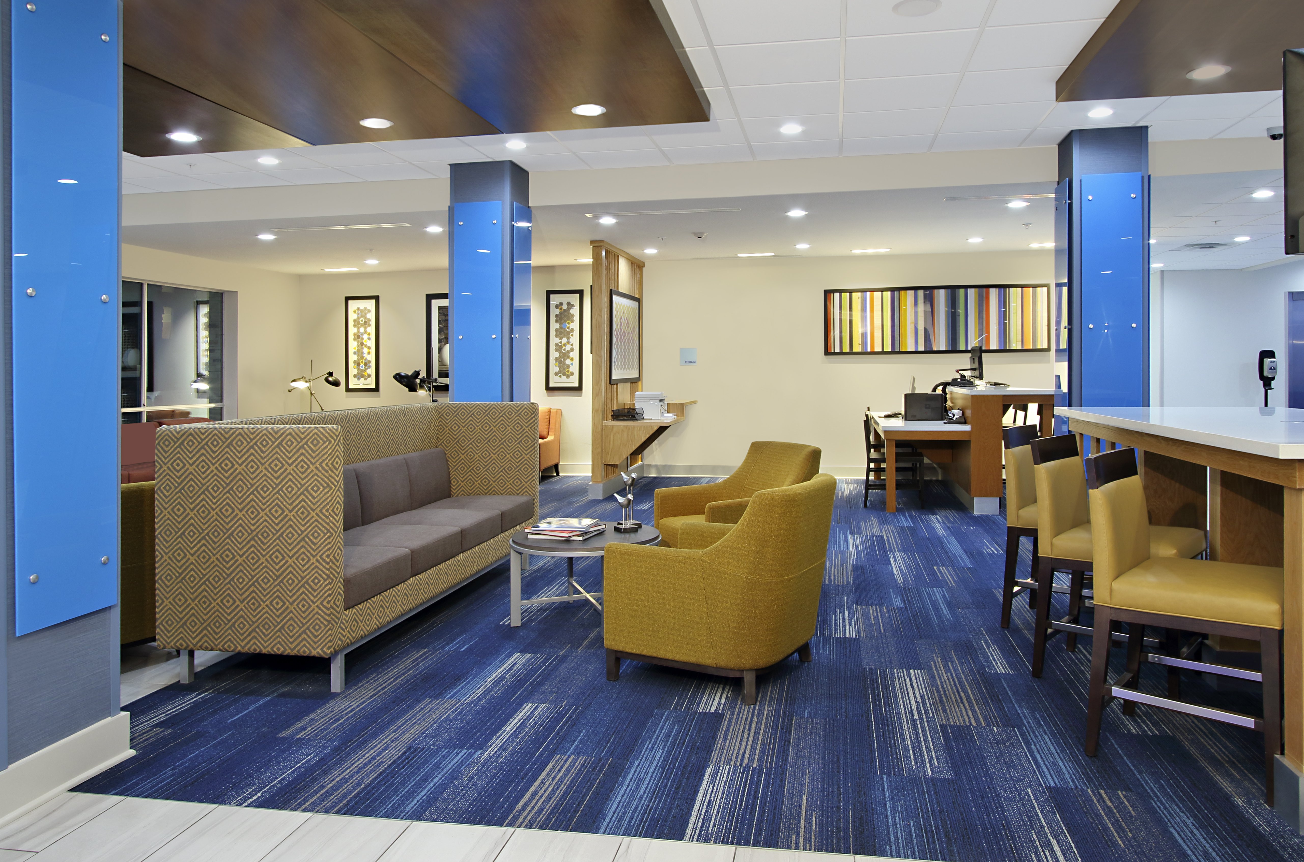 Holiday Inn Express & Suites Lake Charles South Casino Area 13/55