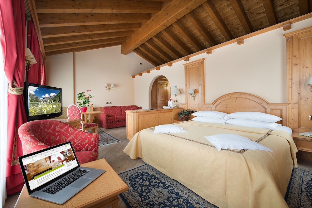 Hotel Valtellina 11/77