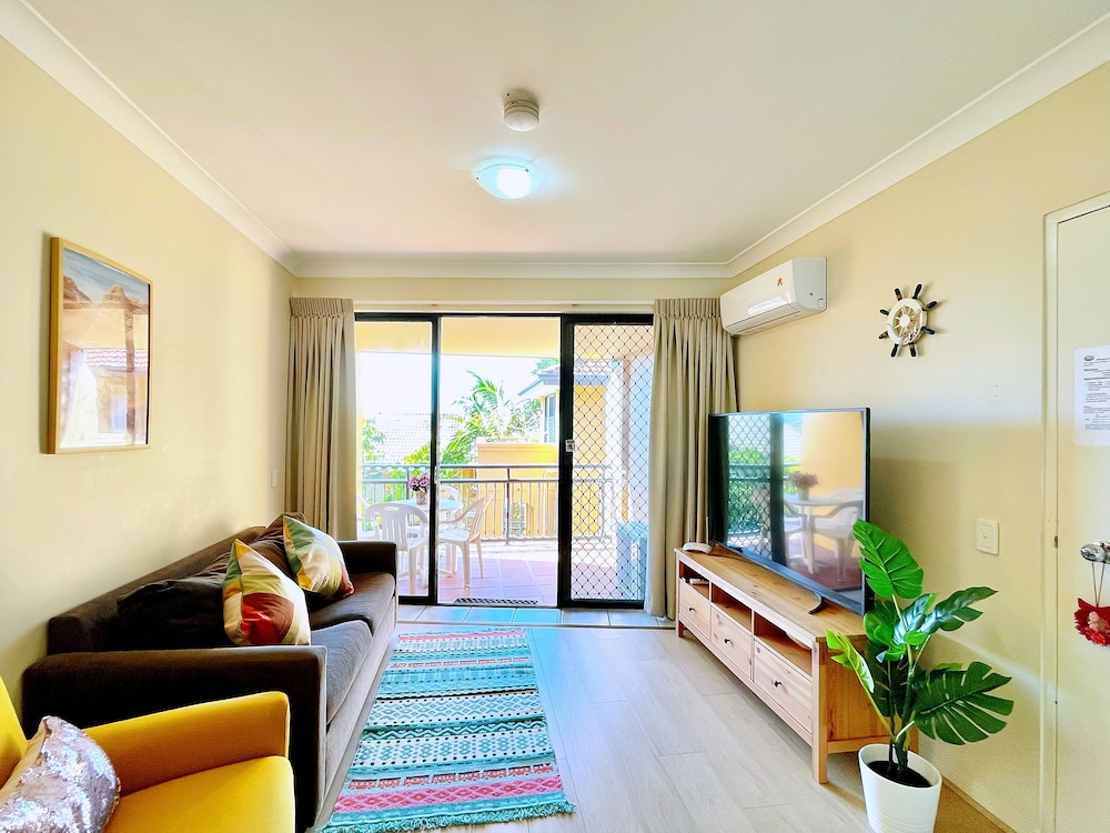 Mermaid Beach Park View 53/72