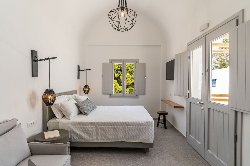Deluxe, King Bed, Plunge Pool